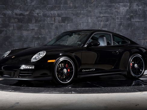 Used 2012 Porsche 911 Carrera GTS image 2