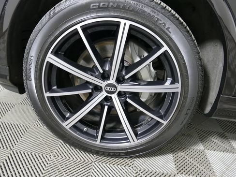 Used 2023 Audi Q7 3.0T Premium Plus w/ Premium Plus Package AWD/4WD image 9