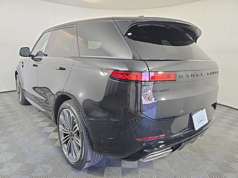 Used 2026 Land Rover Range Rover Sport Dynamic SE AWD/4WD image 7