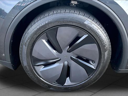 Used 2026 Tesla Model Y AWD image 10