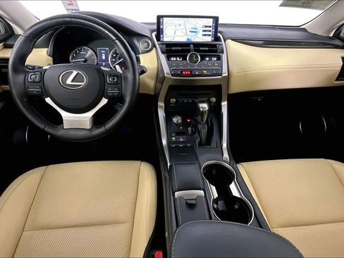 Used 2018 Lexus NX 300 FWD image 14