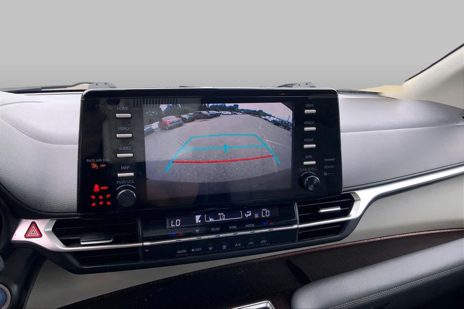 Used 2021 Toyota Sienna LE FWD image 29