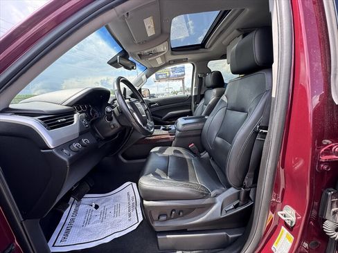 Used 2020 GMC Yukon XL SLT w/ Open Road Package AWD/4WD image 19