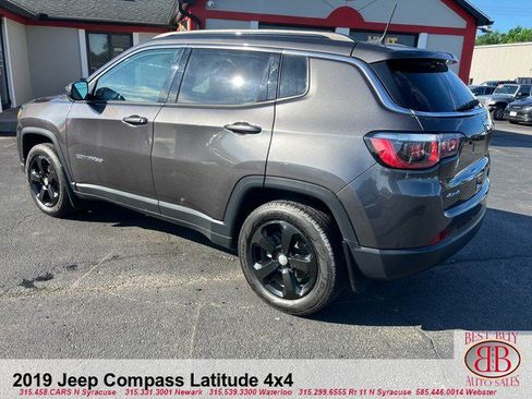 Used 2019 Jeep Compass Latitude w/ Popular Equipment Group AWD/4WD image 5