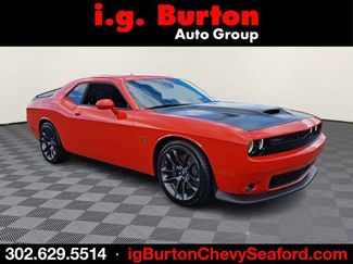 Used 2022 Dodge Challenger R/T Scat Pack RWD video 1