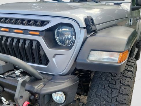Used 2020 Jeep Wrangler Unlimited Sport S AWD/4WD image 9