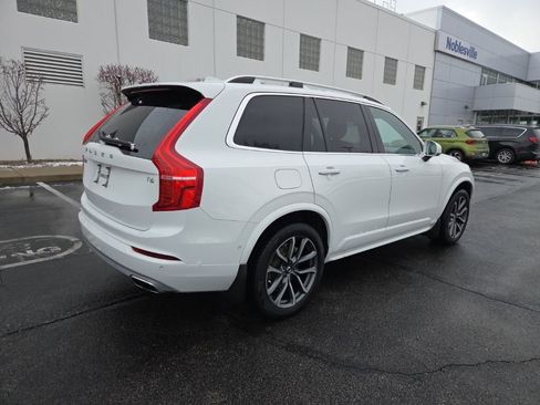 Used 2019 Volvo XC90 T6 Momentum image 8
