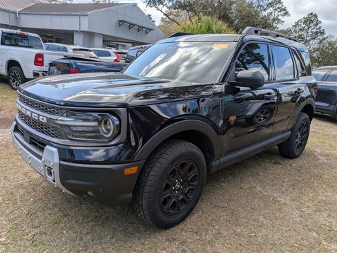 Used 2025 Ford Bronco Sport Badlands image 4