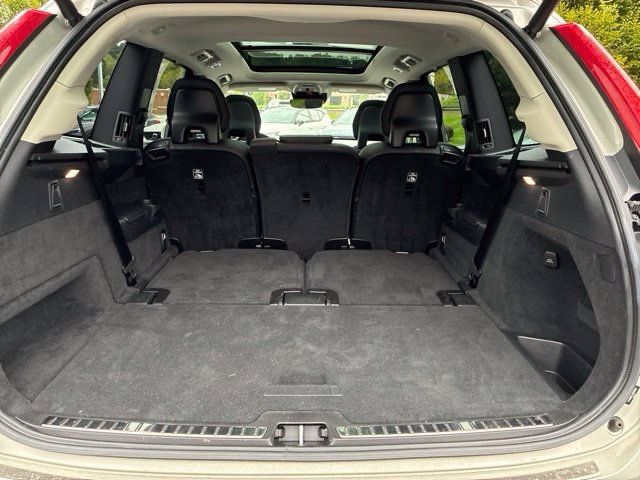 Used 2022 Volvo XC90 T8 Inscription w/ Advanced Package AWD/4WD image 13
