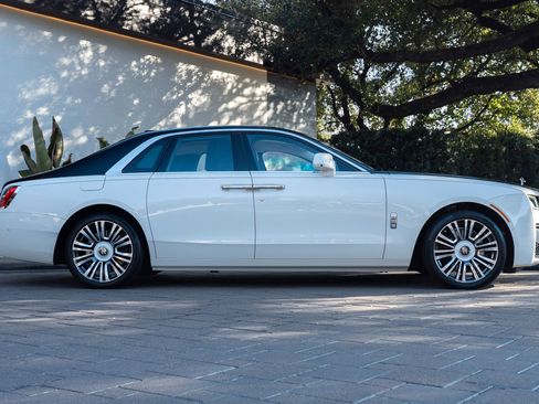 Used 2021 Rolls-Royce Ghost AWD/4WD image 5