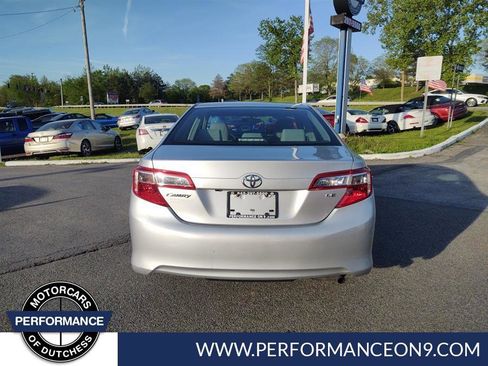 Used 2014 Toyota Camry LE image 4
