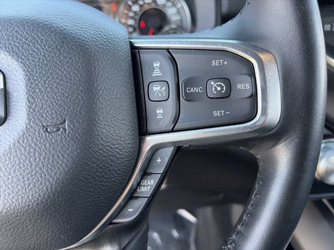 Used 2023 RAM 1500 Laramie AWD/4WD image 16