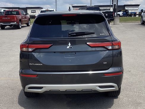 Used 2024 Mitsubishi Outlander SE AWD/4WD image 6