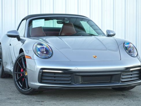 Used 2021 Porsche 911 Targa 4S image 4