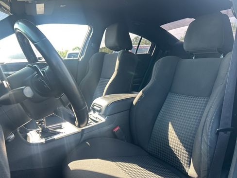 Used 2019 Dodge Charger GT RWD image 17