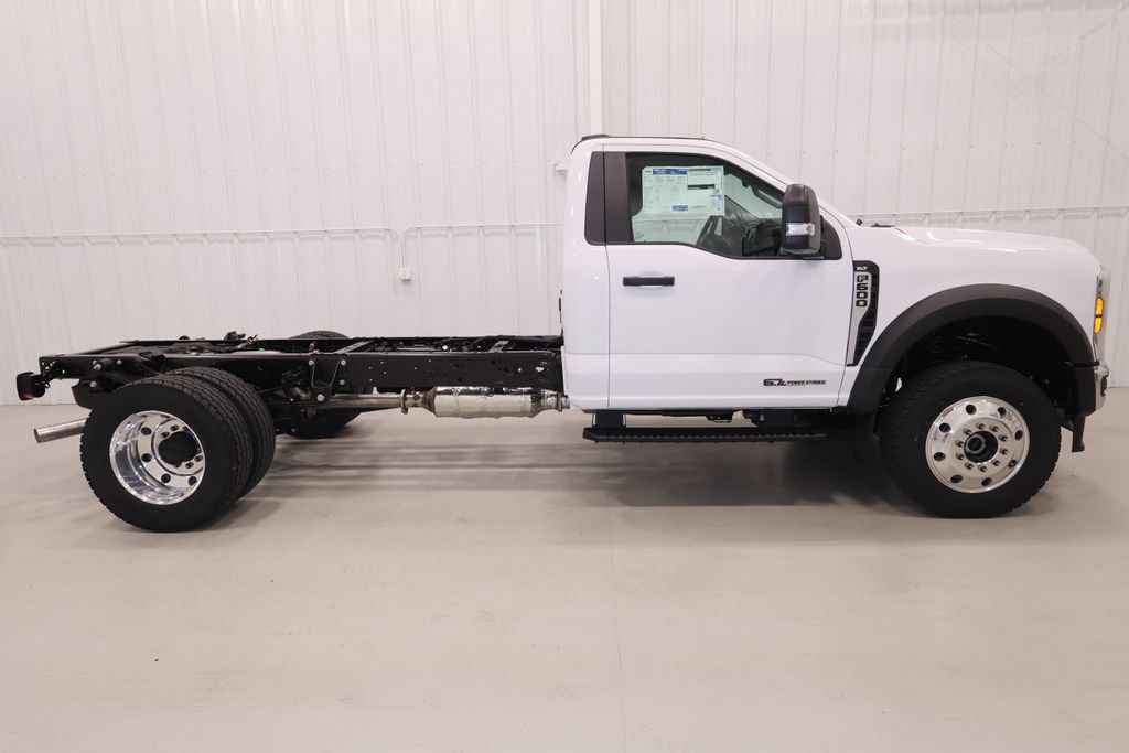 New 2026 Ford F600 4x4 Regular Cab Super Duty w/ XLT Value Package image 2