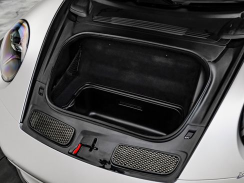 Used 2024 Porsche 911 GT3 image 88
