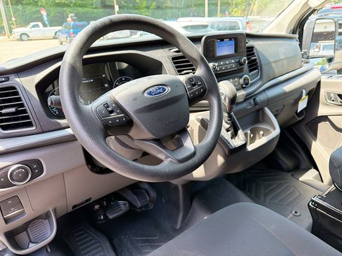 Used 2025 Ford Transit 250 Low Roof w/ Exterior Upgrade Package RWD image 20