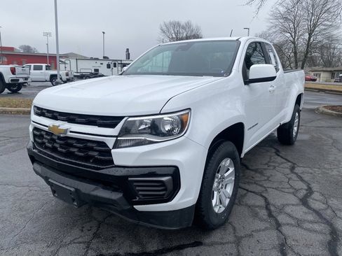Used 2022 Chevrolet Colorado LT w/ Fleet Safety Package image 3