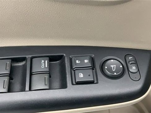 Used 2014 Honda Civic LX image 18