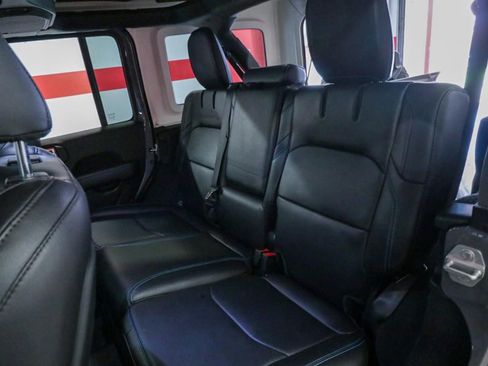 Used 2023 Jeep Wrangler Rubicon w/ Cold Weather Group image 14