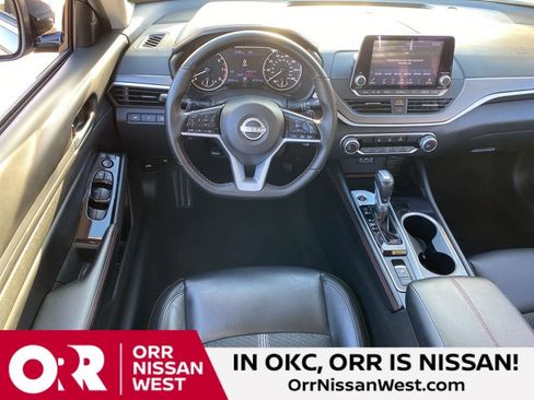 Used 2025 Nissan Altima 2.5 SR image 23