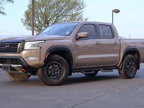 Used 2024 Nissan Frontier PRO-4X w/ Pro Premium Package image 21