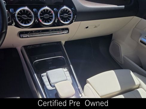 Used 2023 Mercedes-Benz GLA 250 4MATIC image 26
