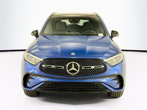 Certified 2026 Mercedes-Benz GLC 300 image 2