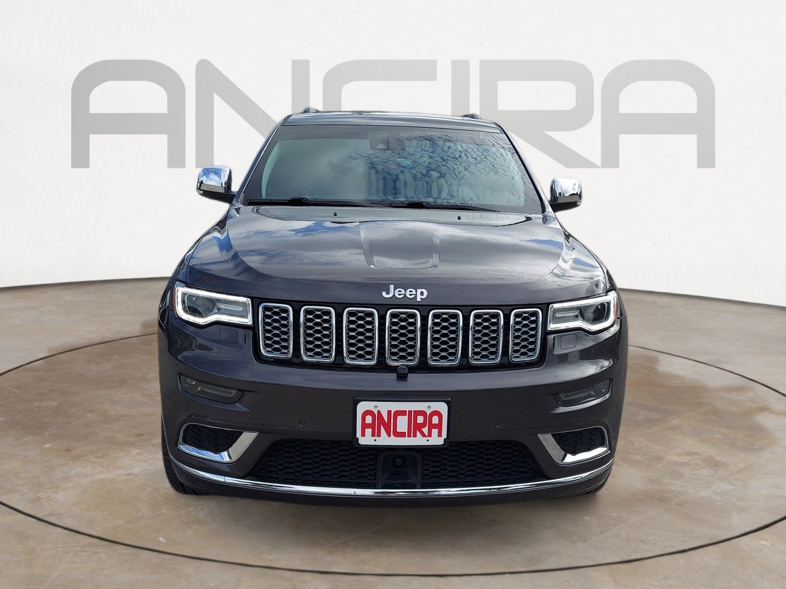 Used 2020 Jeep Grand Cherokee Summit AWD/4WD image 5