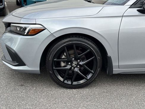 Used 2024 Honda Civic Sport image 29