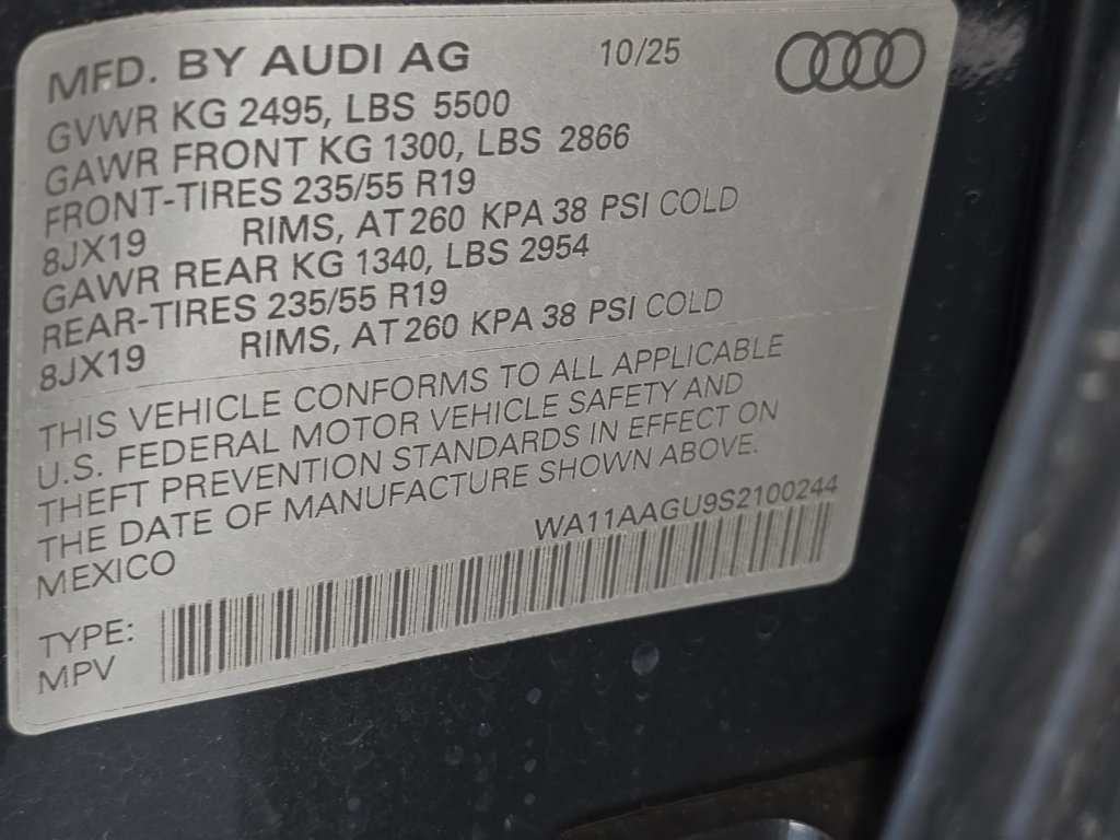 Used 2025 Audi Q5 Premium w/ Convenience Package AWD/4WD image 34