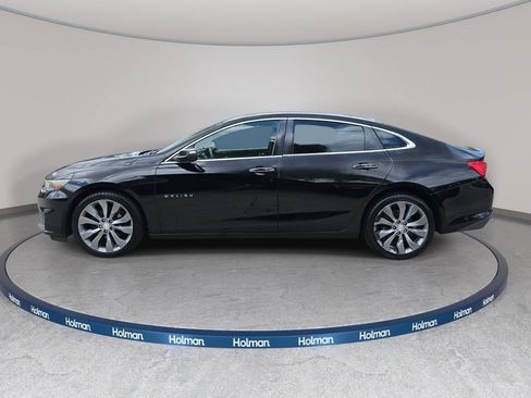 Used 2016 Chevrolet Malibu Premier w/ Driver Confidence Package II FWD image 9