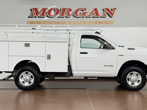 Used 2019 RAM 2500 Tradesman AWD/4WD image 2