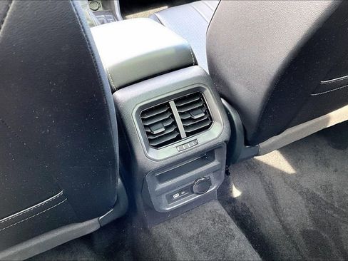 Used 2024 Volkswagen Tiguan SE R-Line w/ MDO Package, Two-Row AWD/4WD image 11