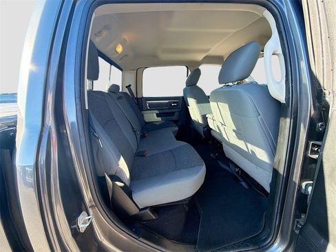 Used 2018 RAM 1500 Big Horn image 28