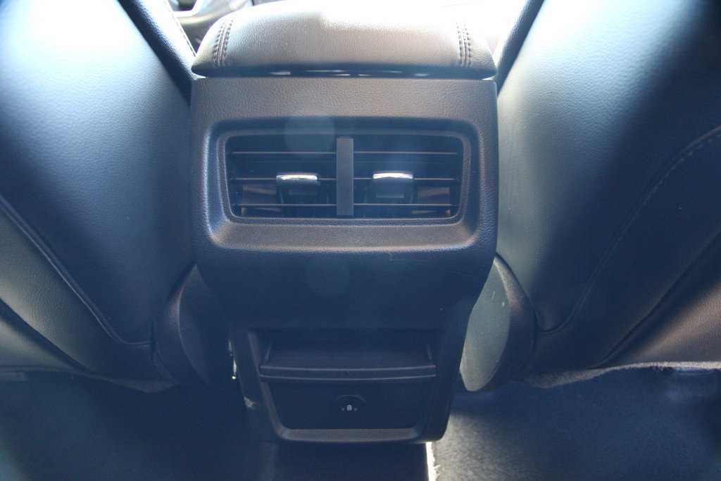 Used 2024 Ford Edge SEL AWD/4WD image 33