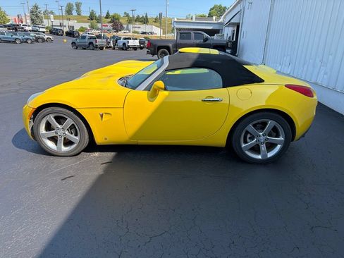 Used 2007 Pontiac Solstice GXP w/ Premium Package RWD image 7