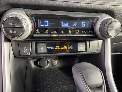 Used 2024 Toyota RAV4 XLE w/ Convenience Package AWD/4WD image 22