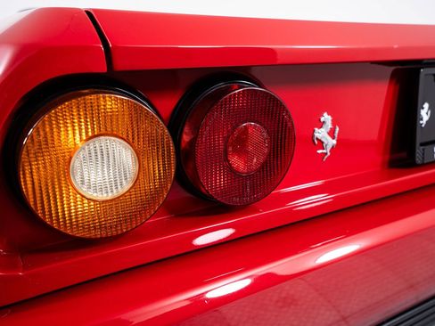 Used 1992 Ferrari Mondial T Cabriolet RWD image 18
