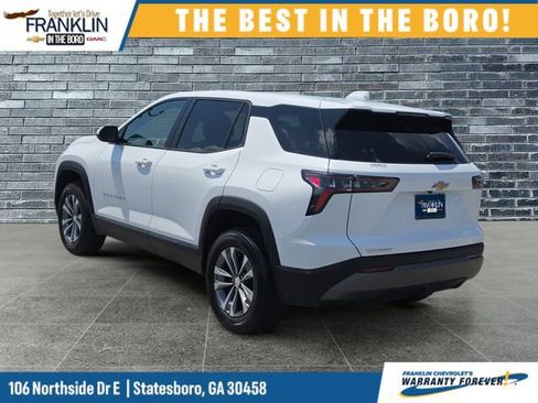 Used 2026 Chevrolet Equinox LT w/ Convenience Package II FWD image 3