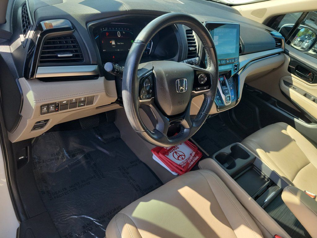 Used 2021 Honda Odyssey Touring image 7