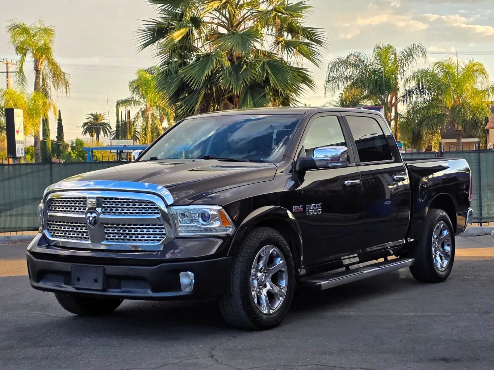 Used 2017 RAM 1500 Laramie w/ Convenience Group RWD image 1