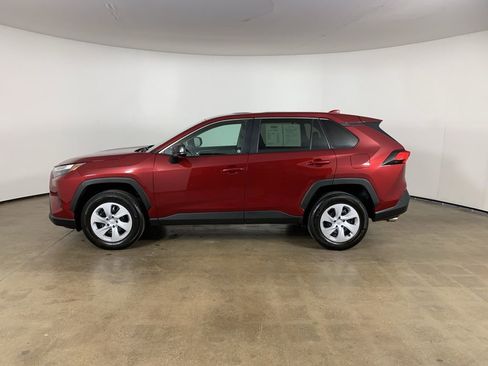 Used 2024 Toyota RAV4 LE image 14