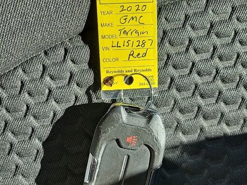 Used 2020 GMC Terrain SLE image 36