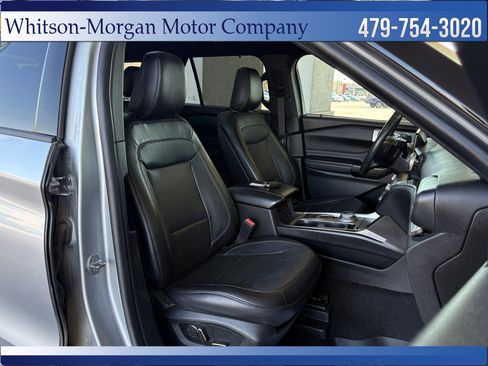 Used 2020 Ford Explorer Limited image 14