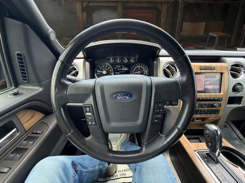 Used 2011 Ford F150 Lariat AWD/4WD image 19