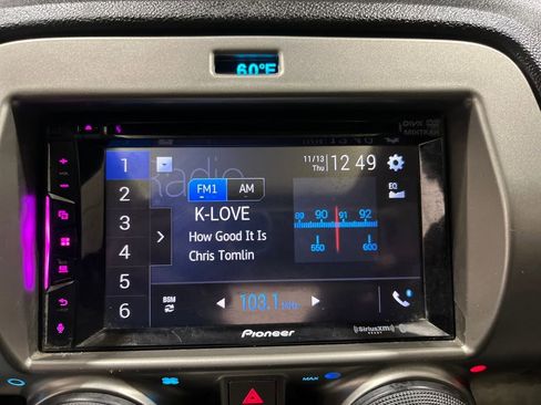 Used 2010 Chevrolet Camaro LT image 15