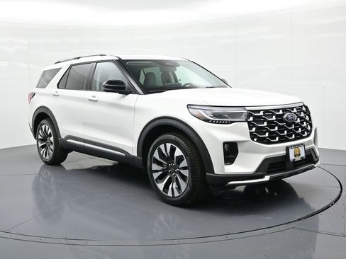 New 2026 Ford Explorer Platinum image 4