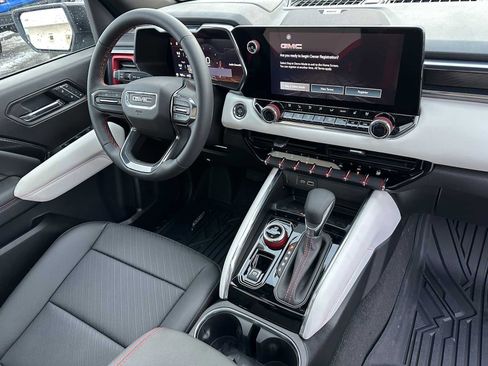 New 2026 GMC Canyon AT4X image 11